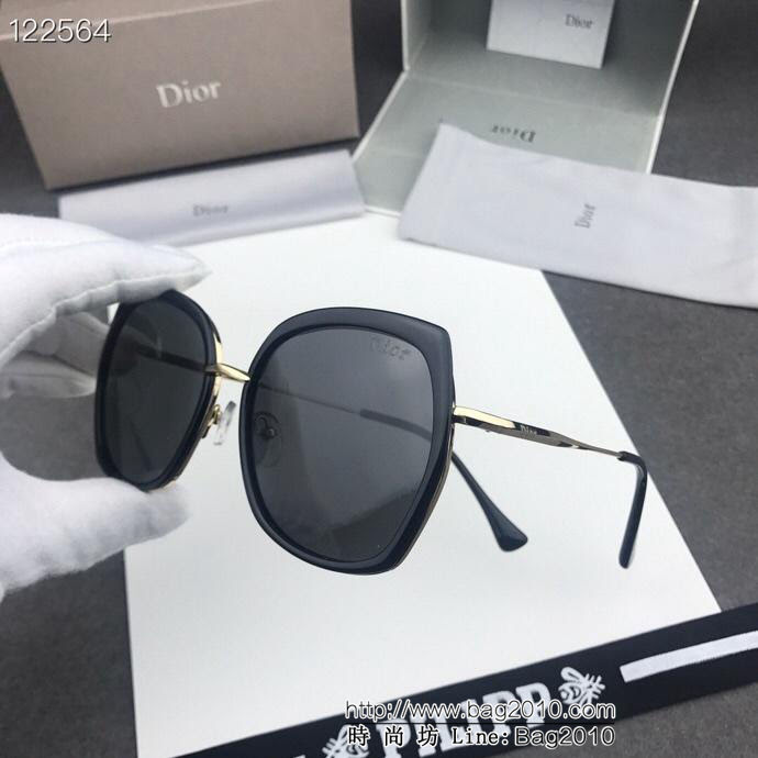 DIOR-迪奧 D家新款偏光墨鏡 高清寶麗來偏光鏡片 女款太陽鏡  lly1186